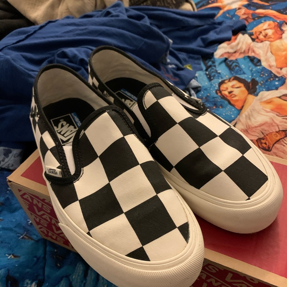 Black and white air Cush